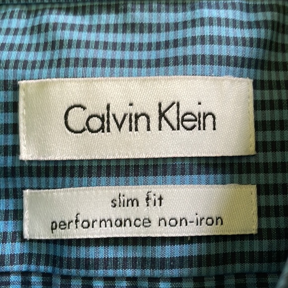 Brand new! Brought it from Macy’s for my husband but he never worn - Picture 6 of 6